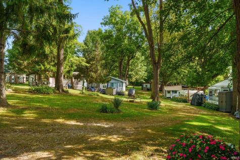 15983 12th Road Plymouth IN 46563