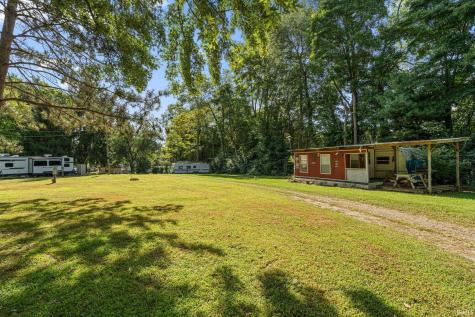 15983 12th Road Plymouth IN 46563
