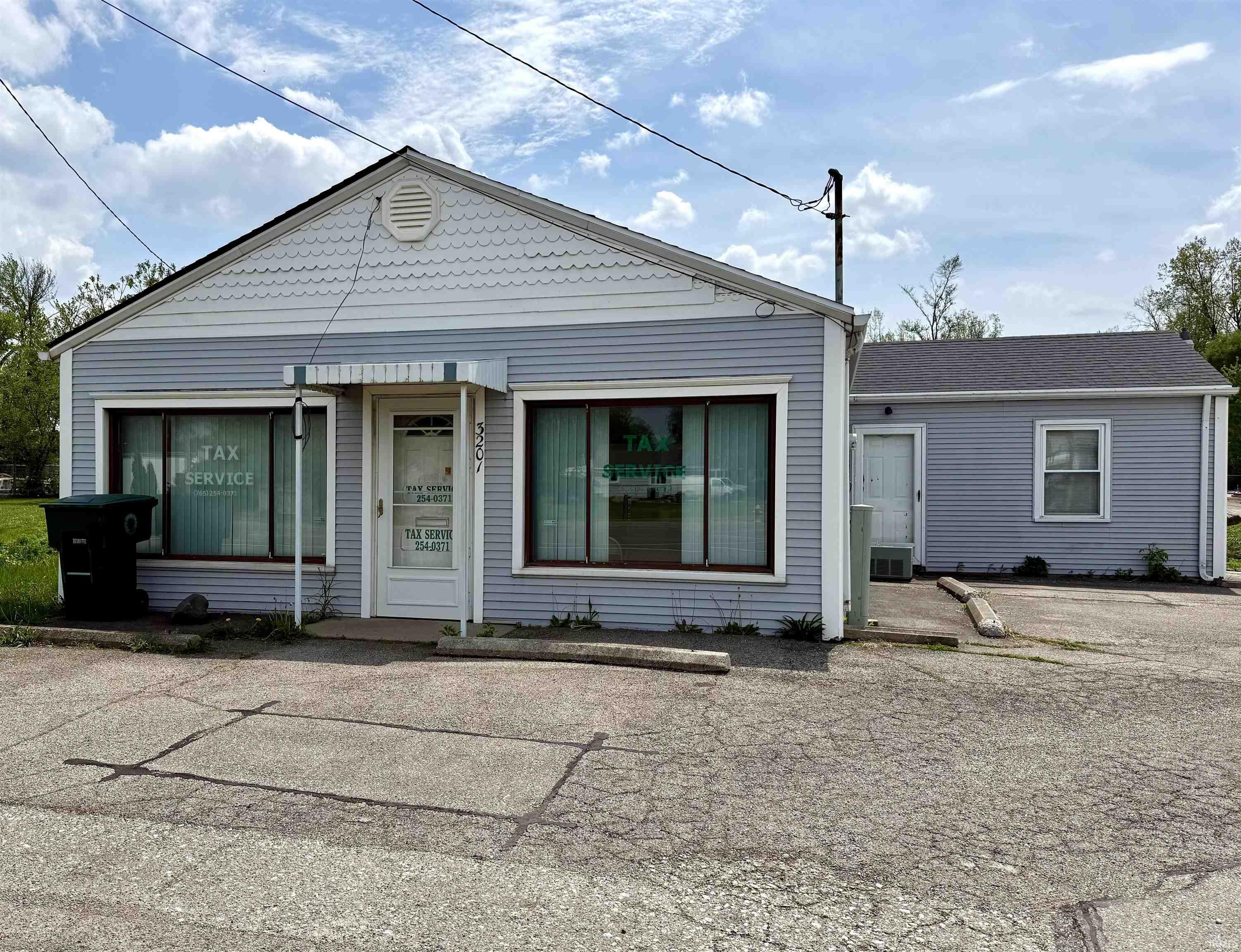 3201 E Jackson Street Muncie IN 47303