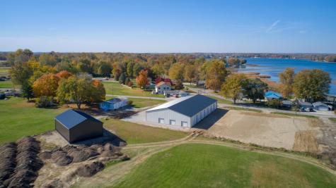 1278 Chapman Lake Drive Warsaw IN 46582