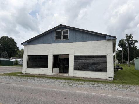 1878 N Francis Street Monticello IN 47960