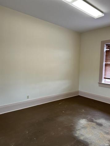 225 N 2nd Street Vincennes IN 47591