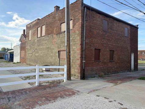 225 N 2nd Street Vincennes IN 47591