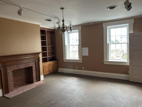 225 N 2nd Street Vincennes IN 47591