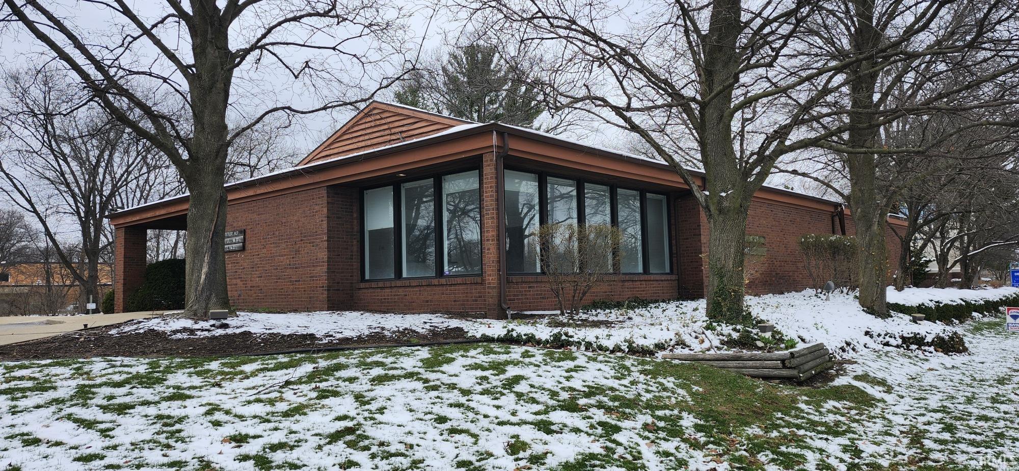 105 N Nappanee Street Elkhart IN 46514