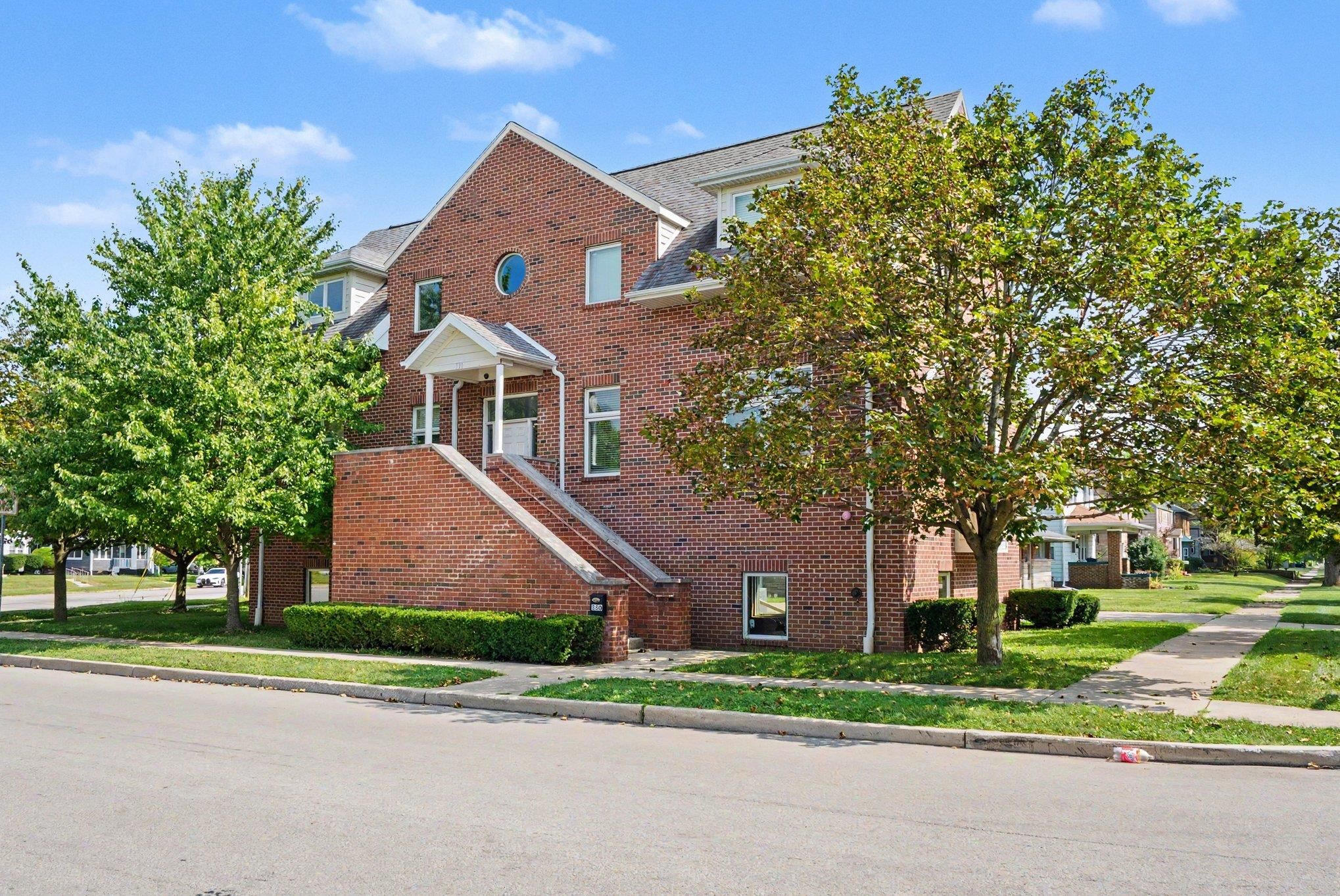 South Bend IN, 330 N Sunnyside Avenue