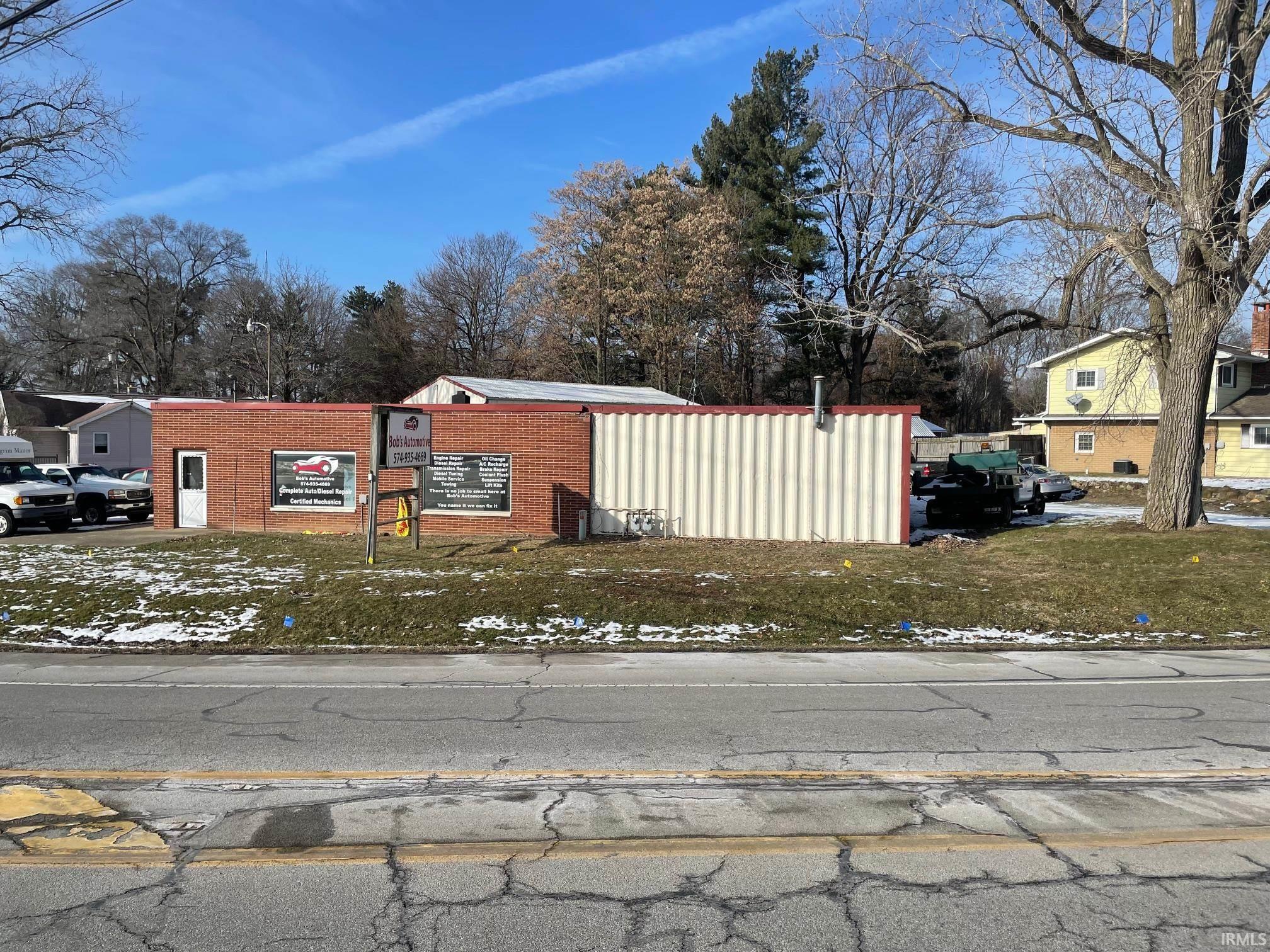 2482 W Lake Avenue Plymouth IN 46563