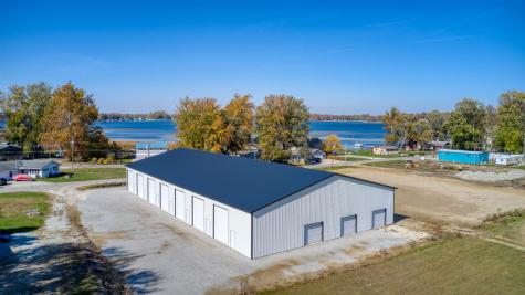 1278 Chapman Lake Drive Warsaw IN 46582