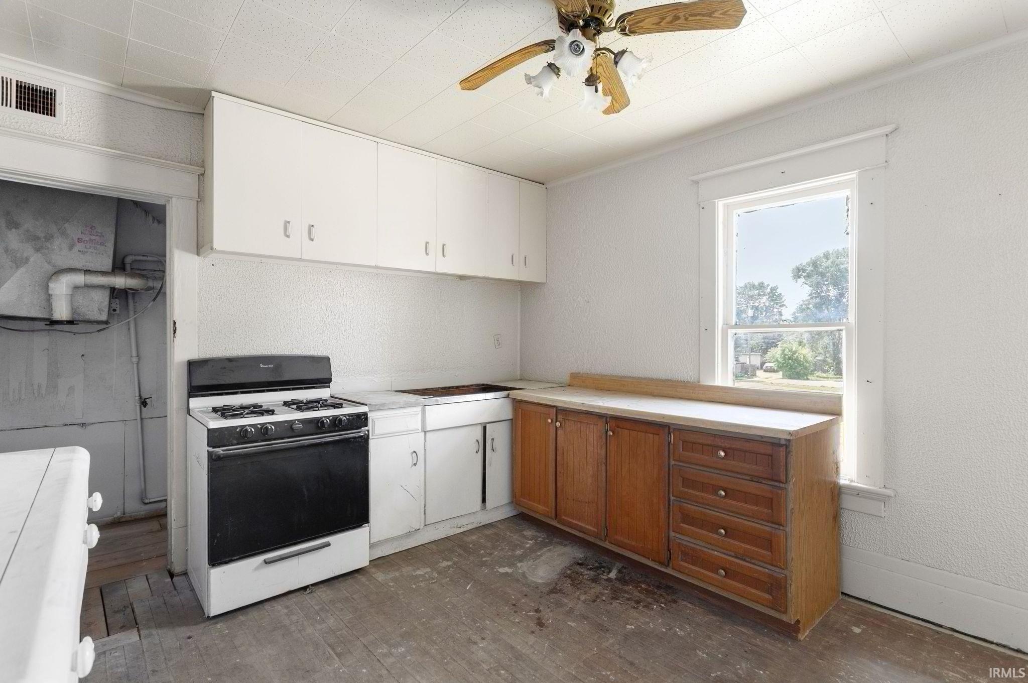 1007 S Main Street Elkhart IN 46516