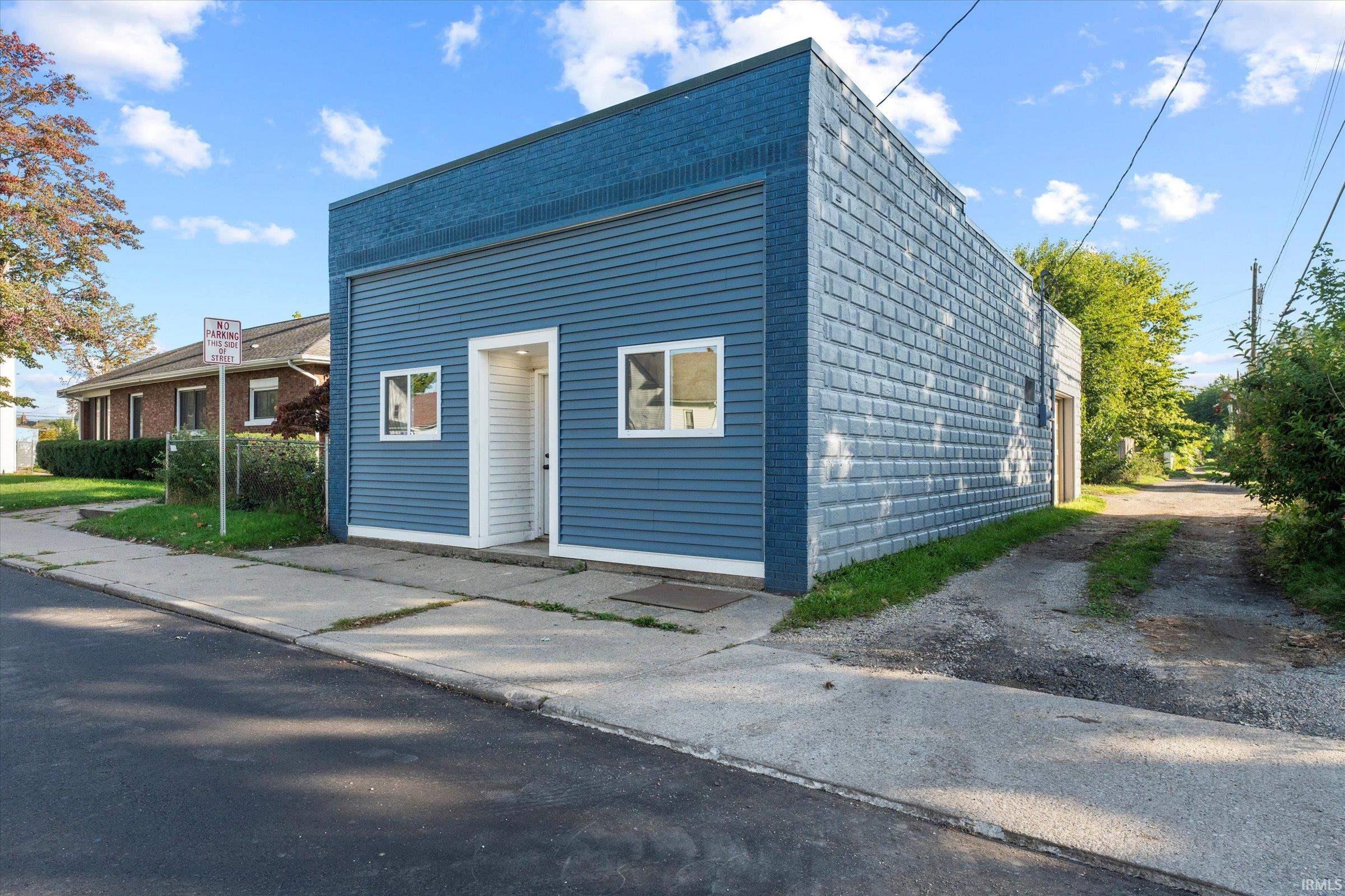 2210 Ford Street South Bend IN 46619