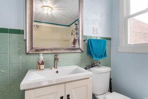 221 & 223 W Washington Street Hartford City IN 47348