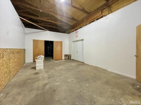159 W Vine Street Sharpsville IN 46068
