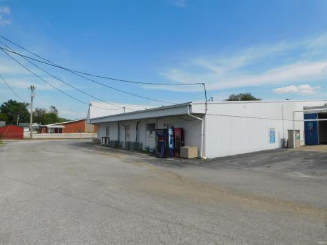 413 415 417 419 Hackberry Street Paoli IN 47454