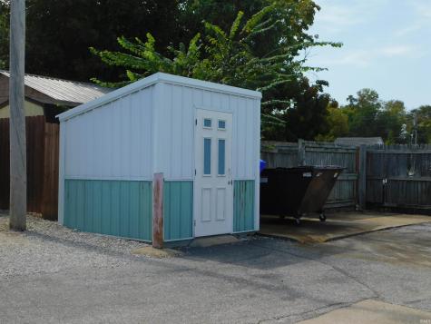 413 415 417 419 Hackberry Street Paoli IN 47454