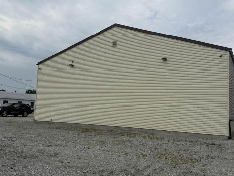 260 W Illinois Avenue Hartford City IN 47348