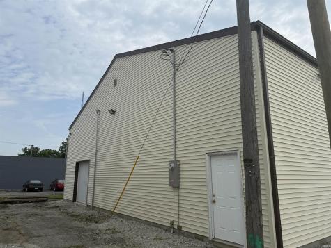 260 W Illinois Avenue Hartford City IN 47348