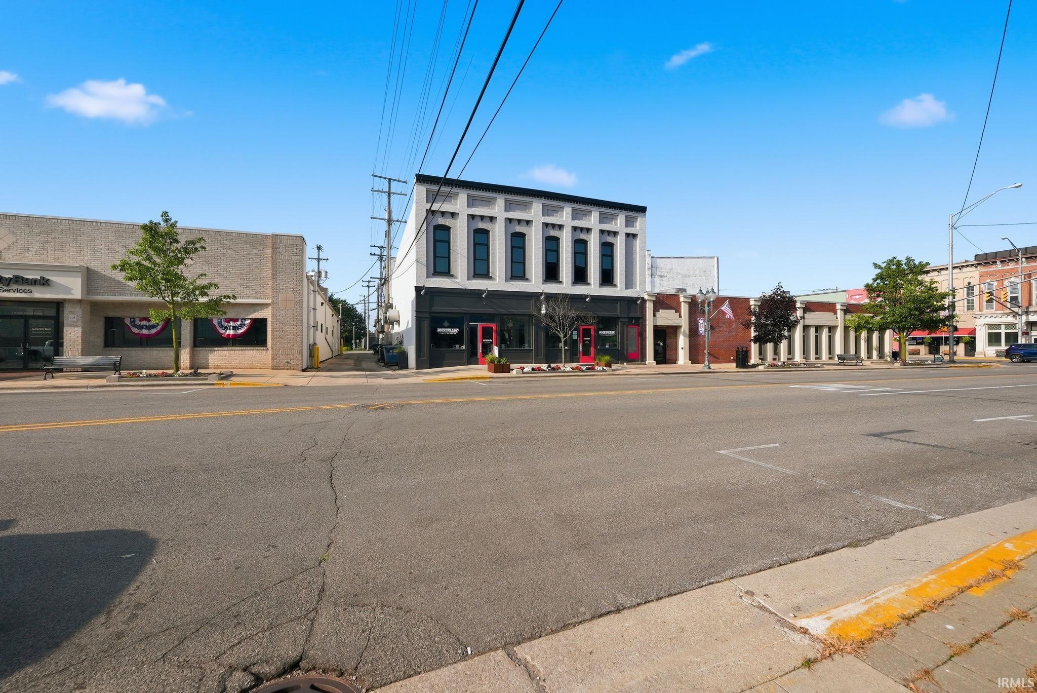 108 & 110 E Market Street Warsaw IN 46580