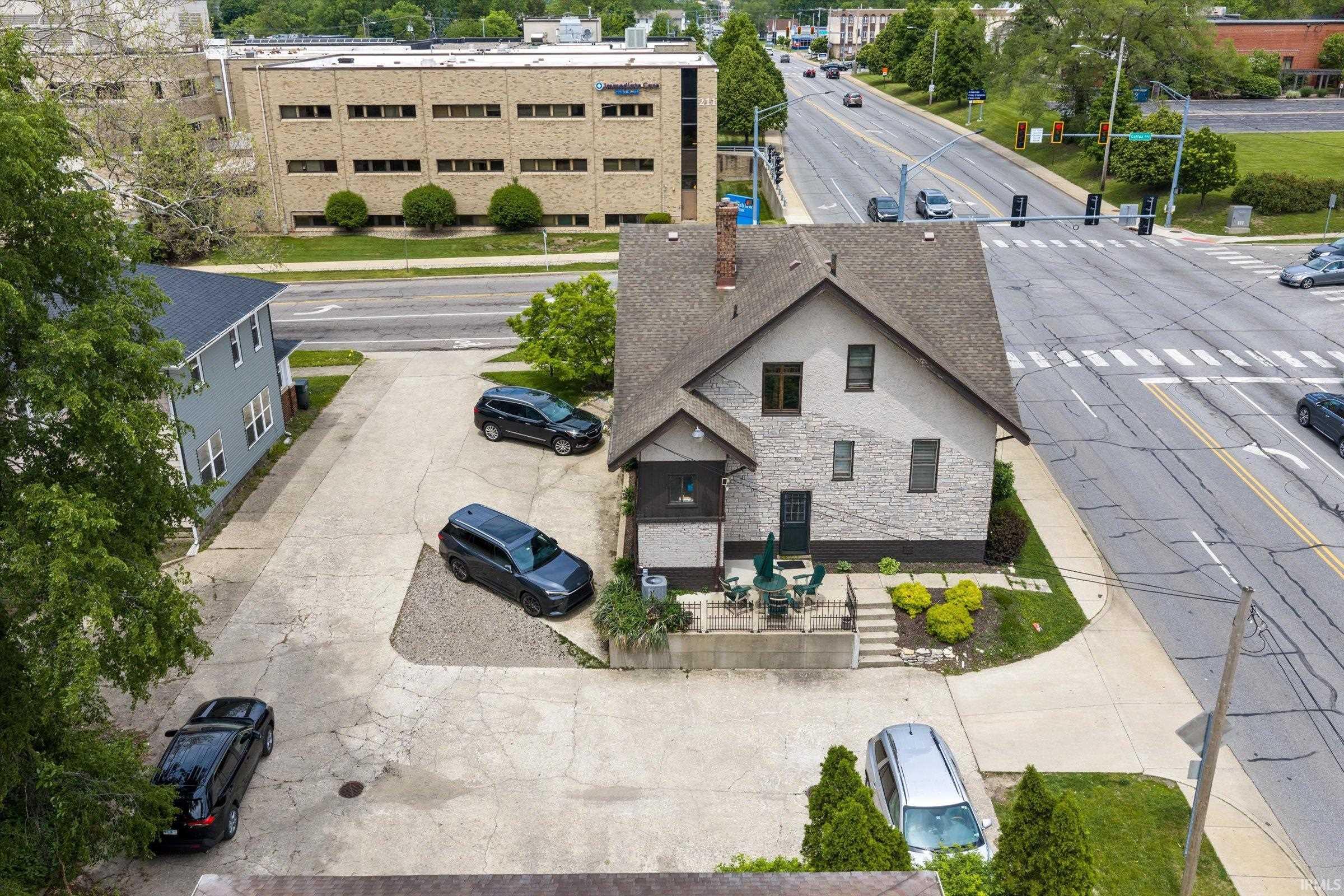 1028 E Colfax Avenue South Bend IN 46617