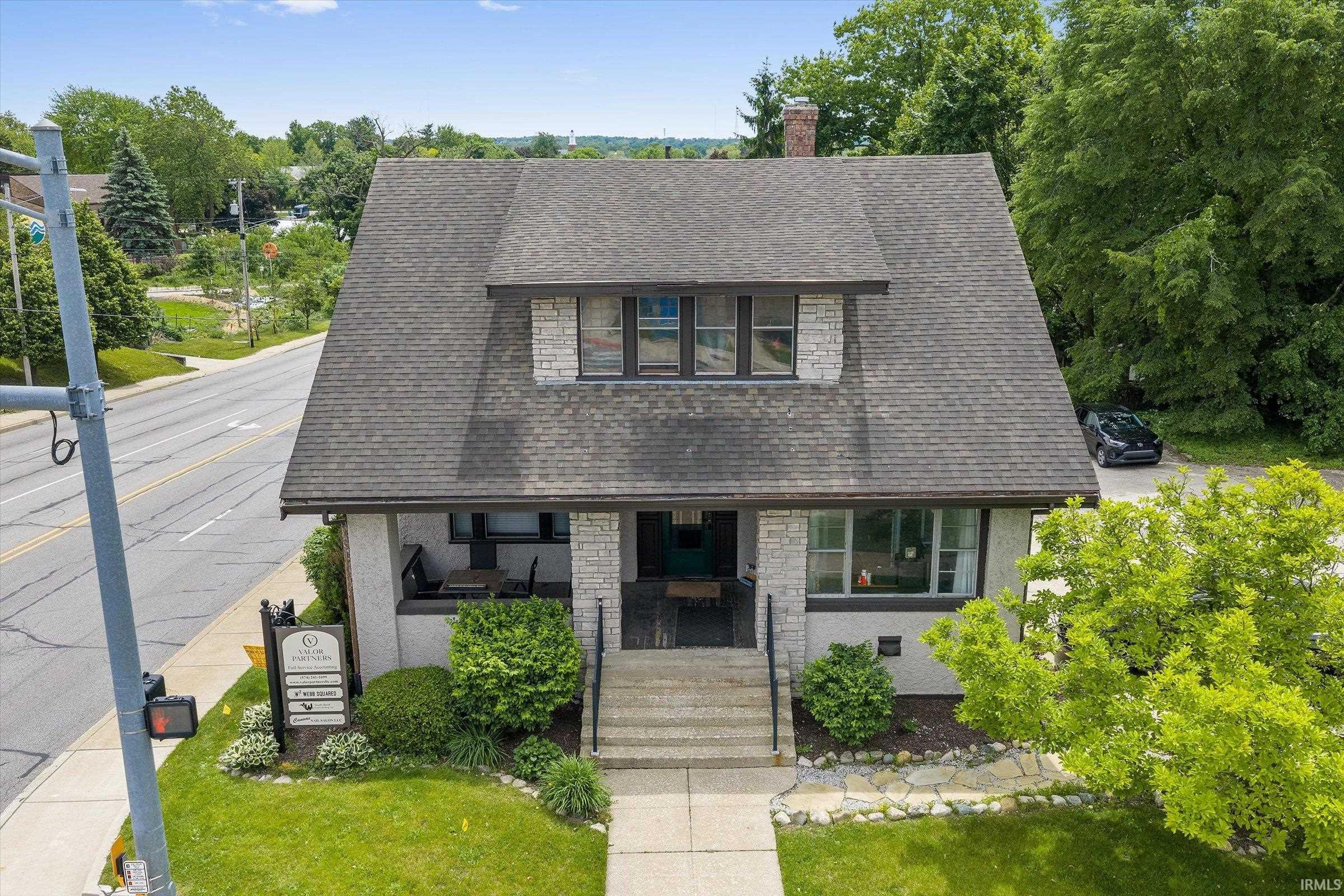 1028 E Colfax Avenue South Bend IN 46617