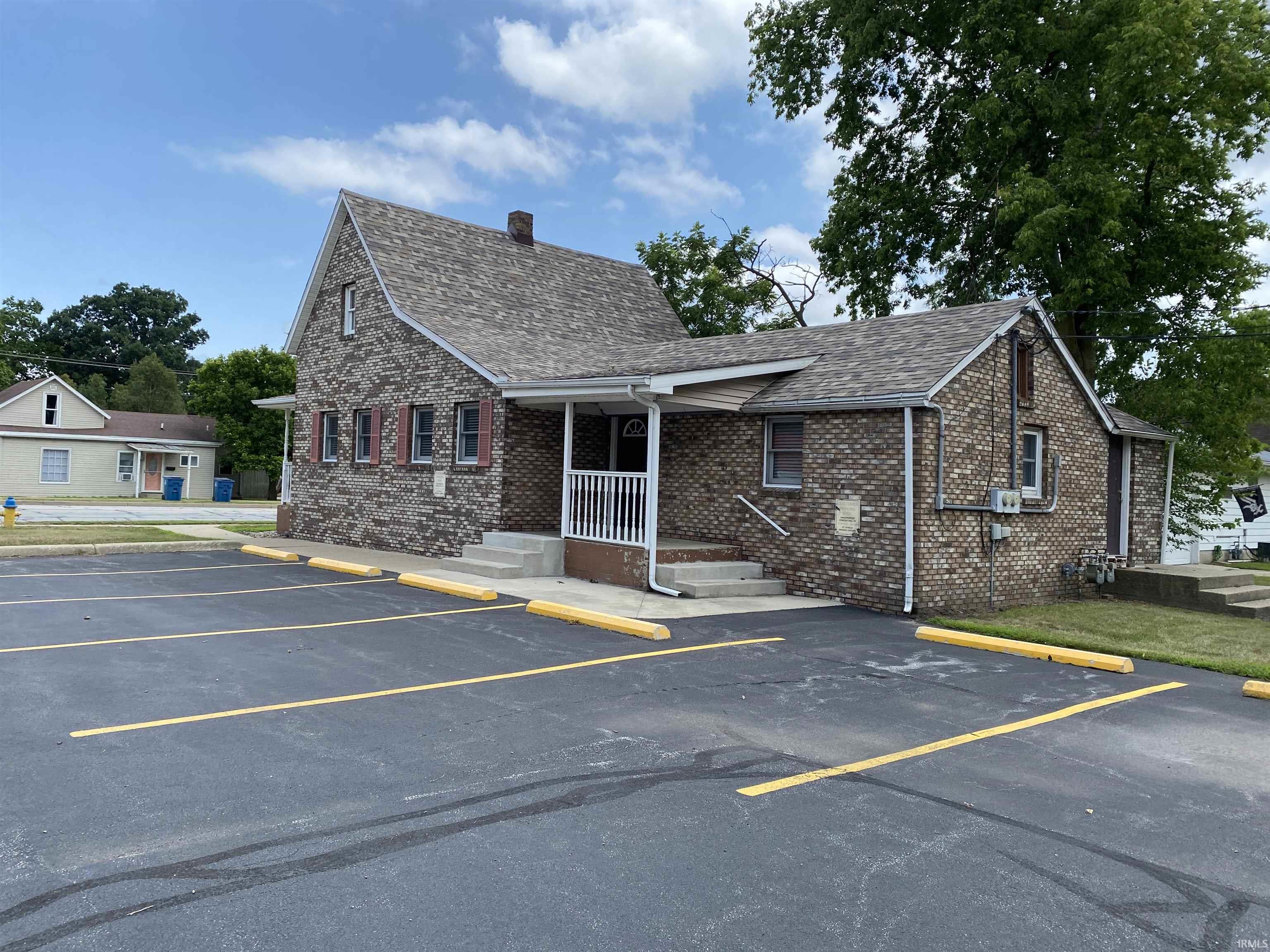 601 S Heaton (US 35) Knox IN 46534