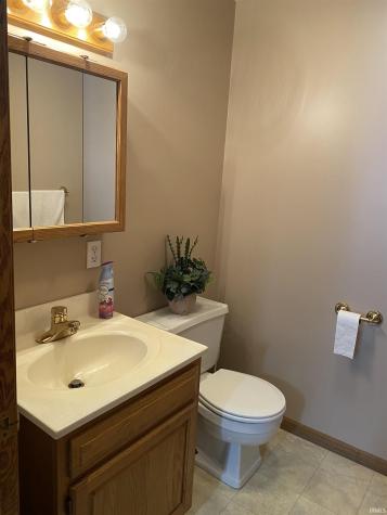 601 S Heaton (US 35) Knox IN 46534