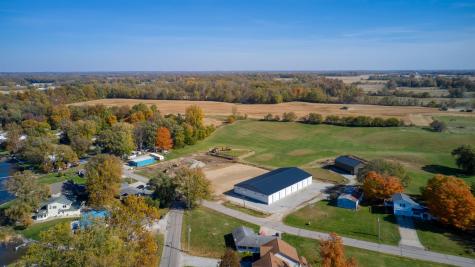 1278 Chapman Lake Drive Warsaw IN 46582