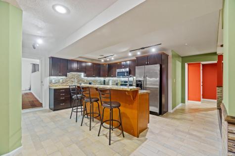 616 W Superior Street Fort Wayne IN 46802