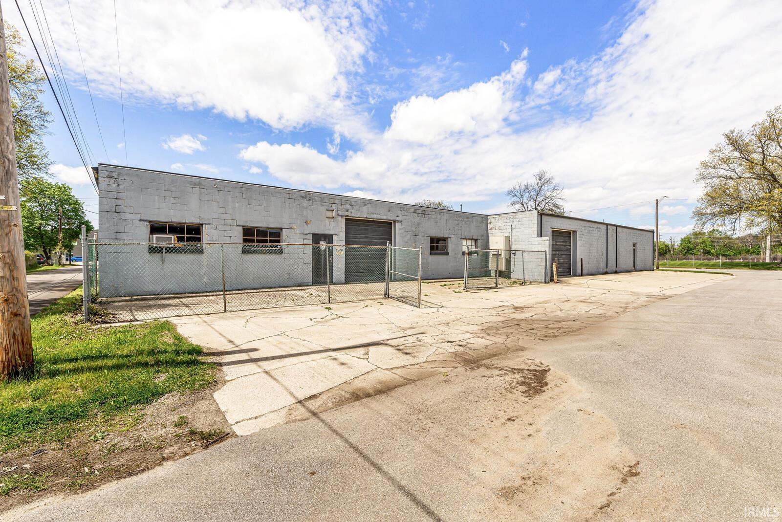 1505 W Beardsley Avenue Elkhart IN 46514