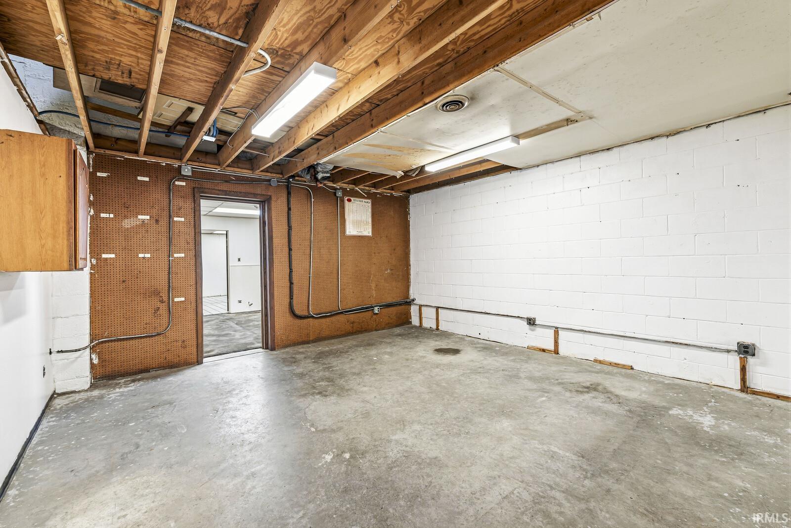 1505 W Beardsley Avenue Elkhart IN 46514