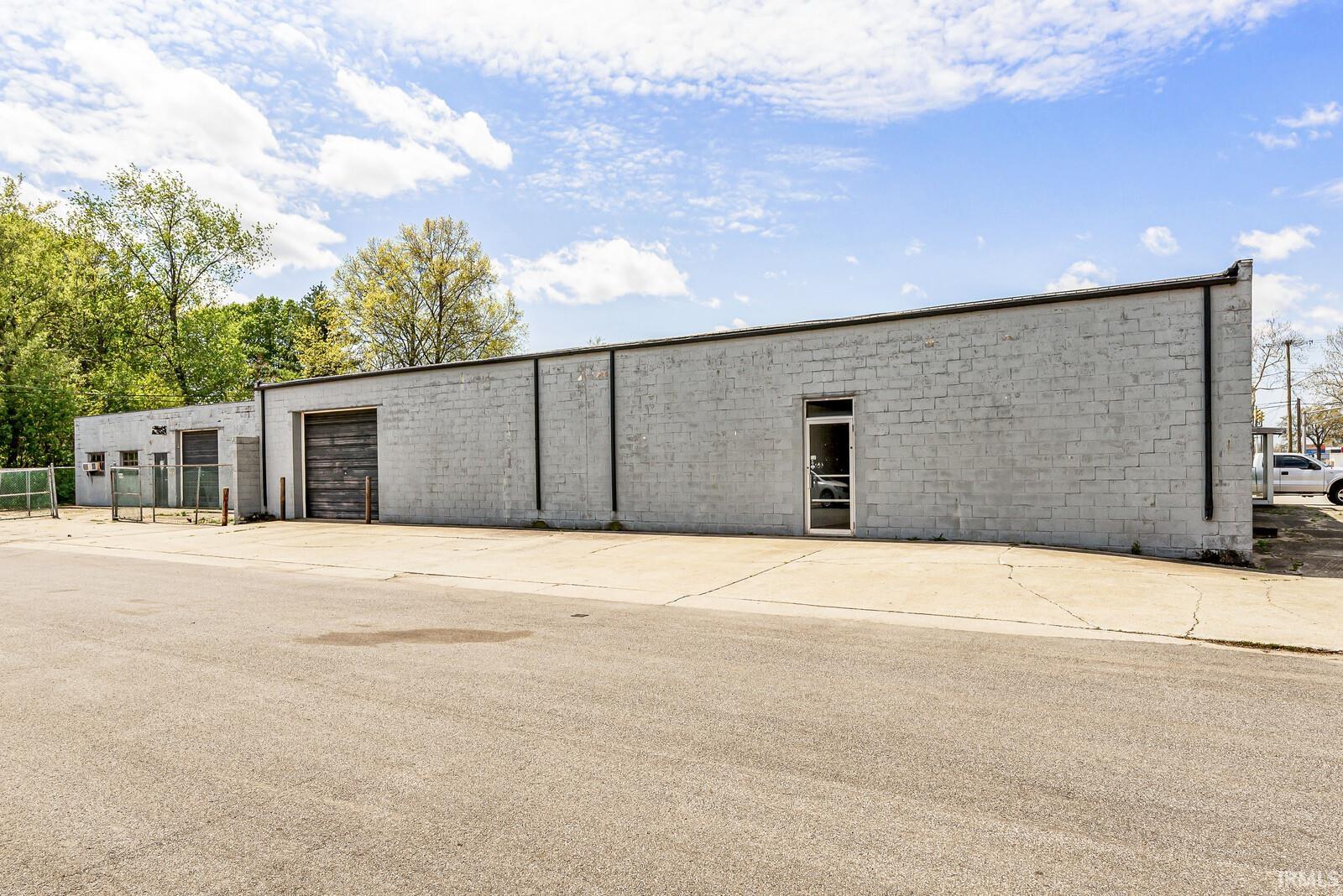 1505 W Beardsley Avenue Elkhart IN 46514