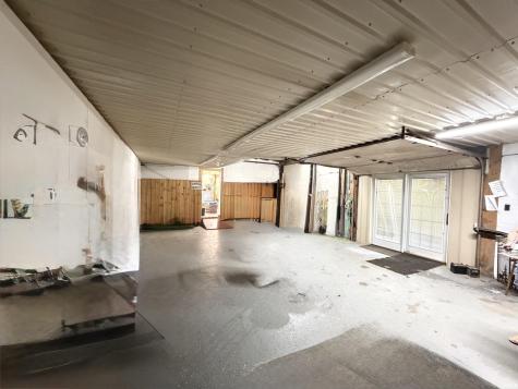 5736 N St Rd 57 Road Petersburg IN 47567