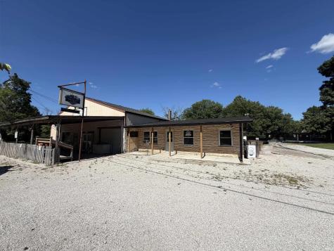 5736 N St Rd 57 Road Petersburg IN 47567