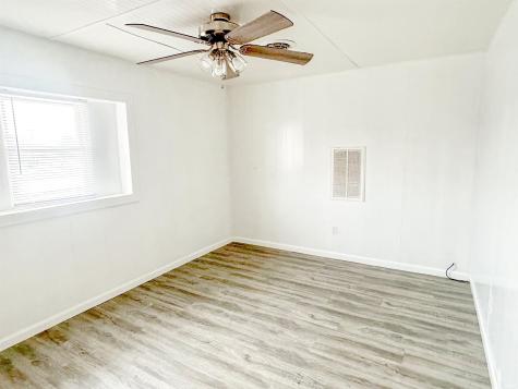 118 S Walnut Street Ridgeville IN 47380