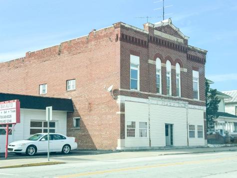 118 S Walnut Street Ridgeville IN 47380