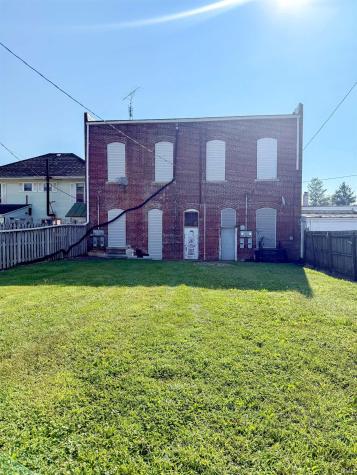118 S Walnut Street Ridgeville IN 47380