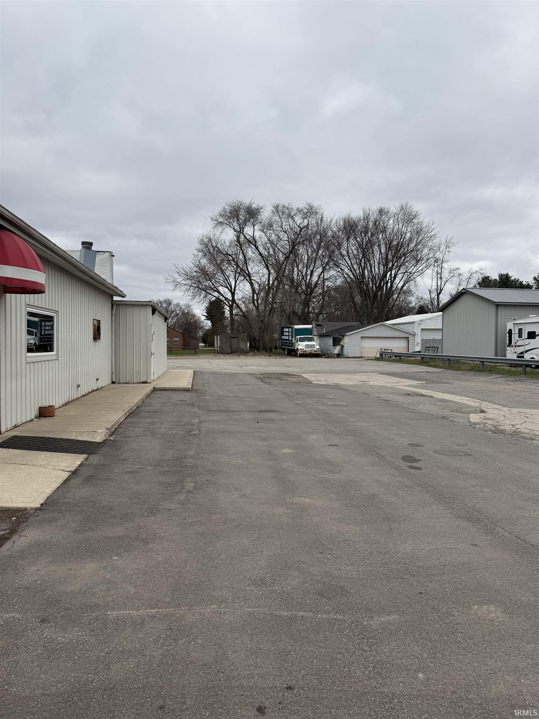 512 Lincolnway Highway Osceola IN 46561
