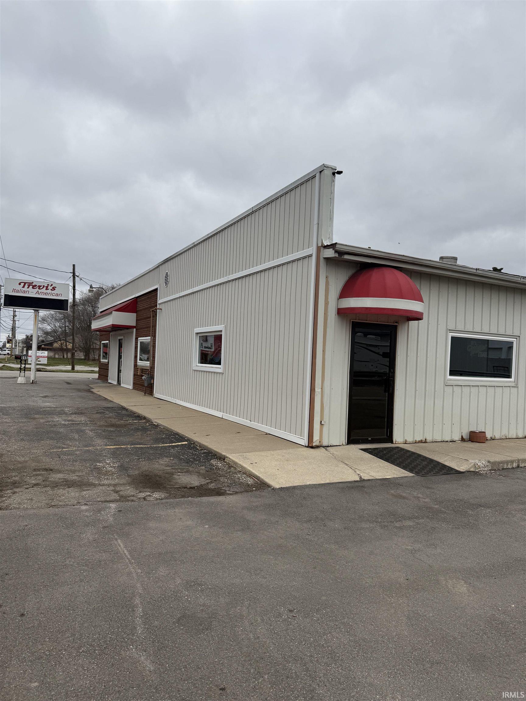 512 Lincolnway Highway Osceola IN 46561