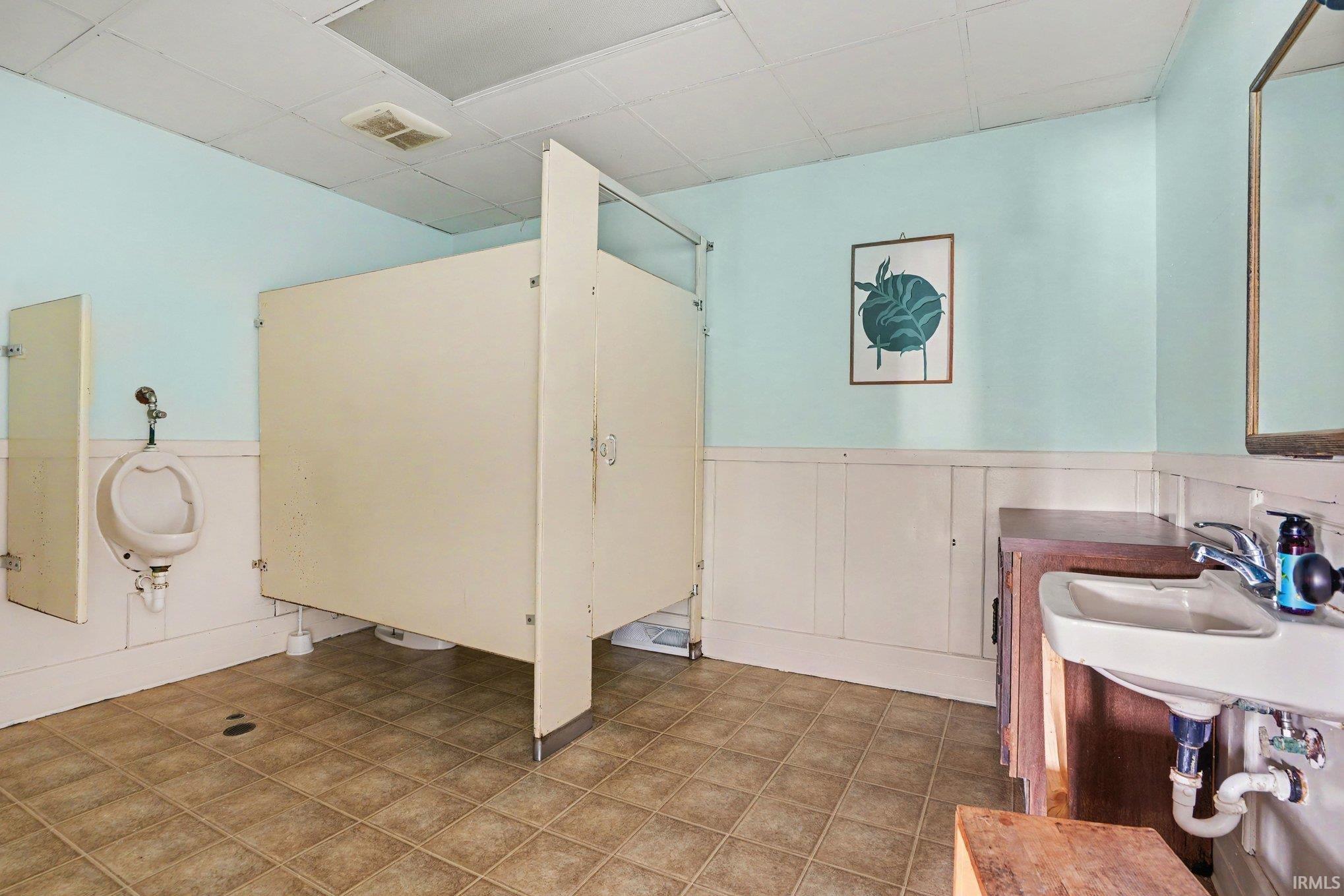 66402 State Road 19 Road Wakarusa IN 46573