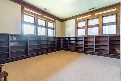 124 E Rush Street Kendallville IN 46755