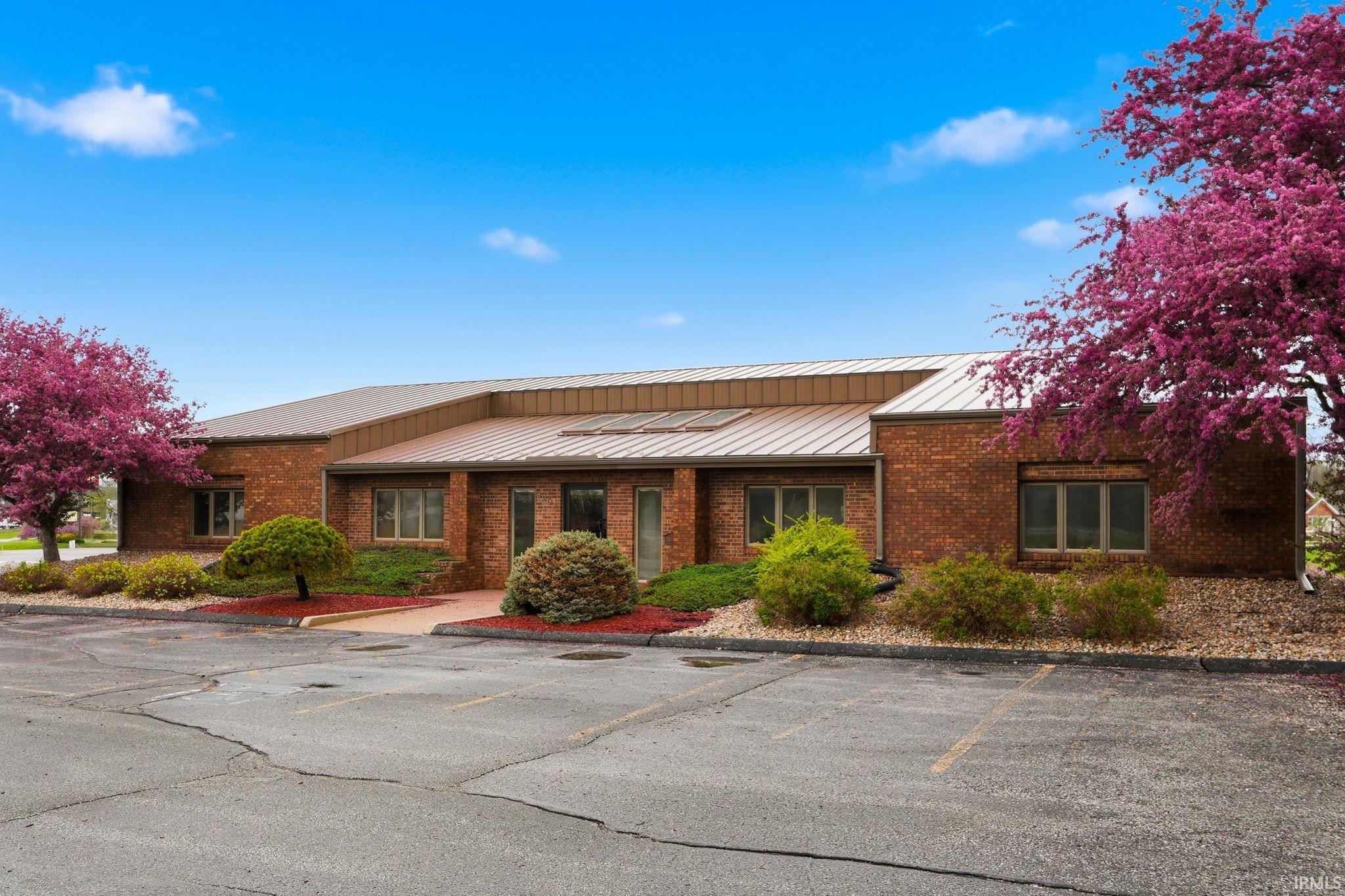 3201 E Center Street Warsaw IN 46582