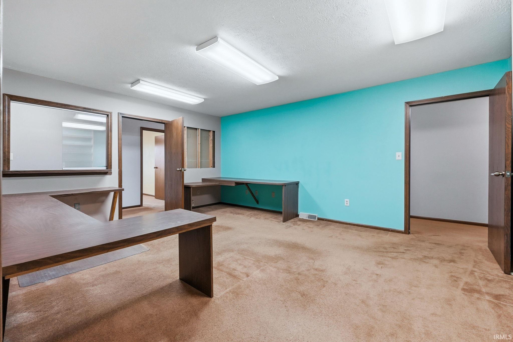 3201 E Center Street Warsaw IN 46582