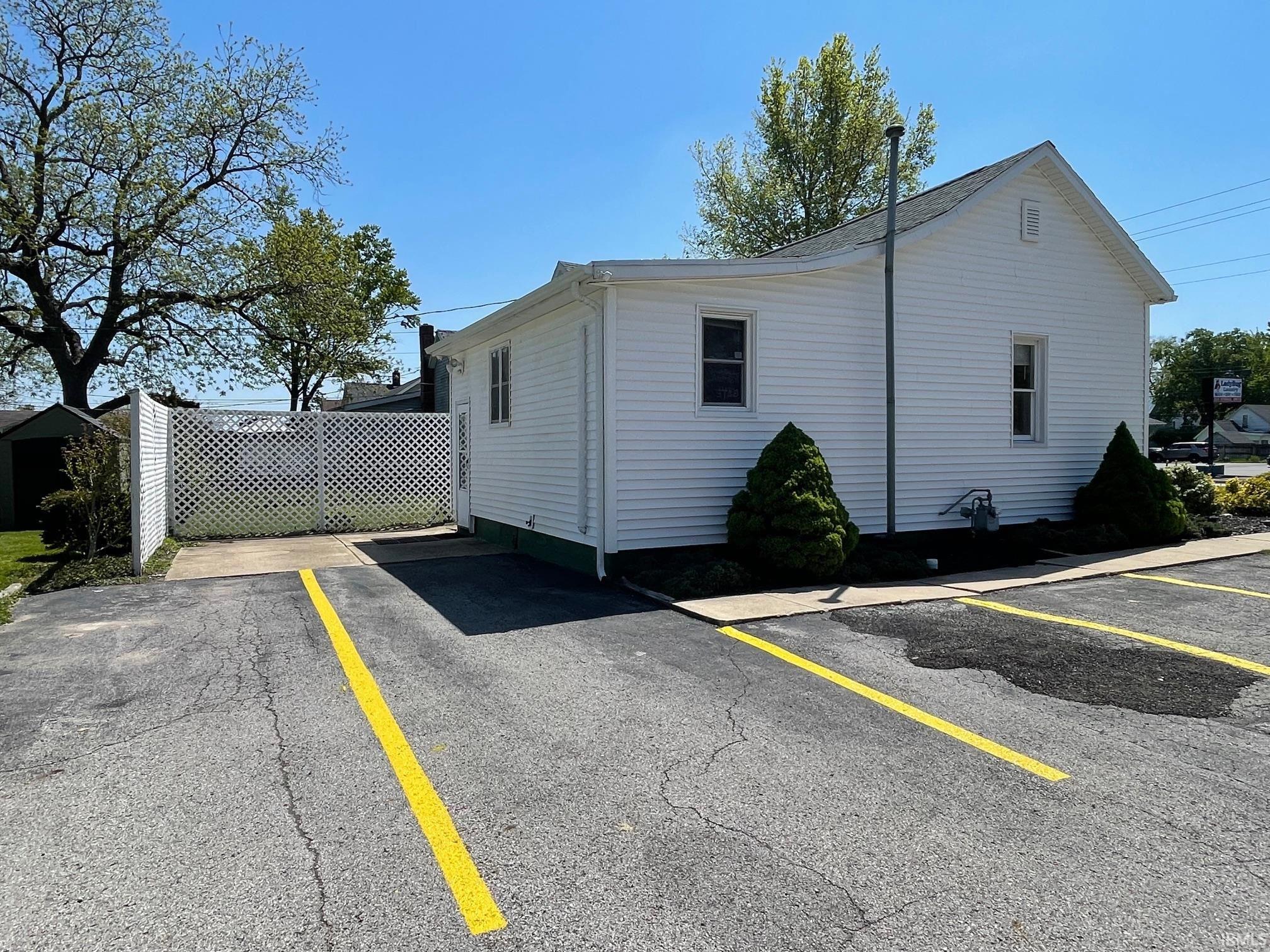 818 W Jefferson Street Plymouth IN 46563