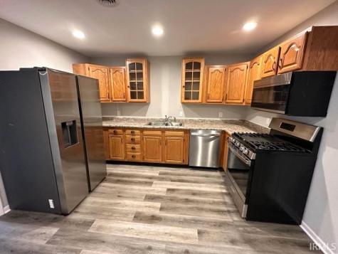 1057 E 350 N Warsaw IN 46582