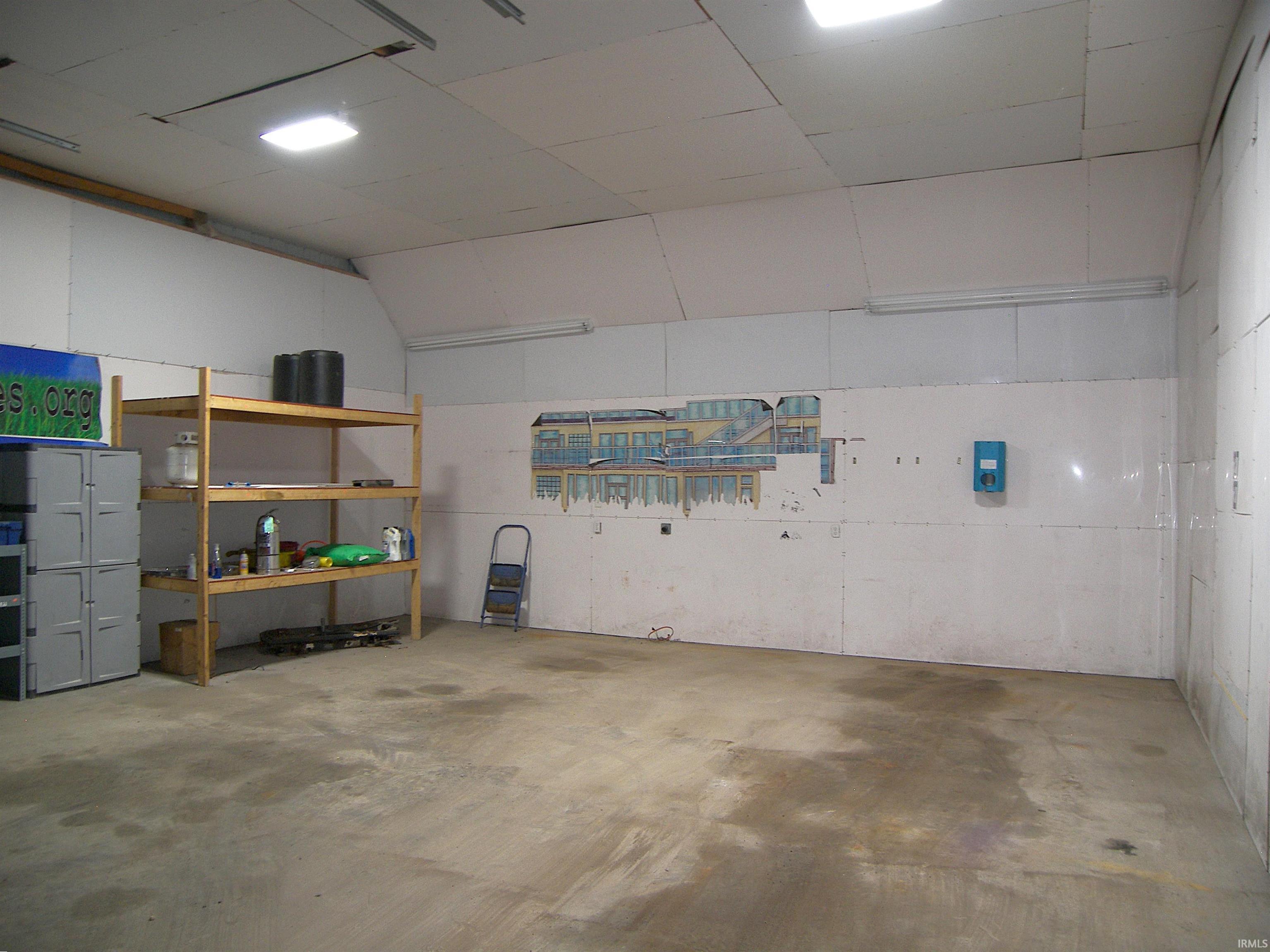 1057 E 350 N Warsaw IN 46582
