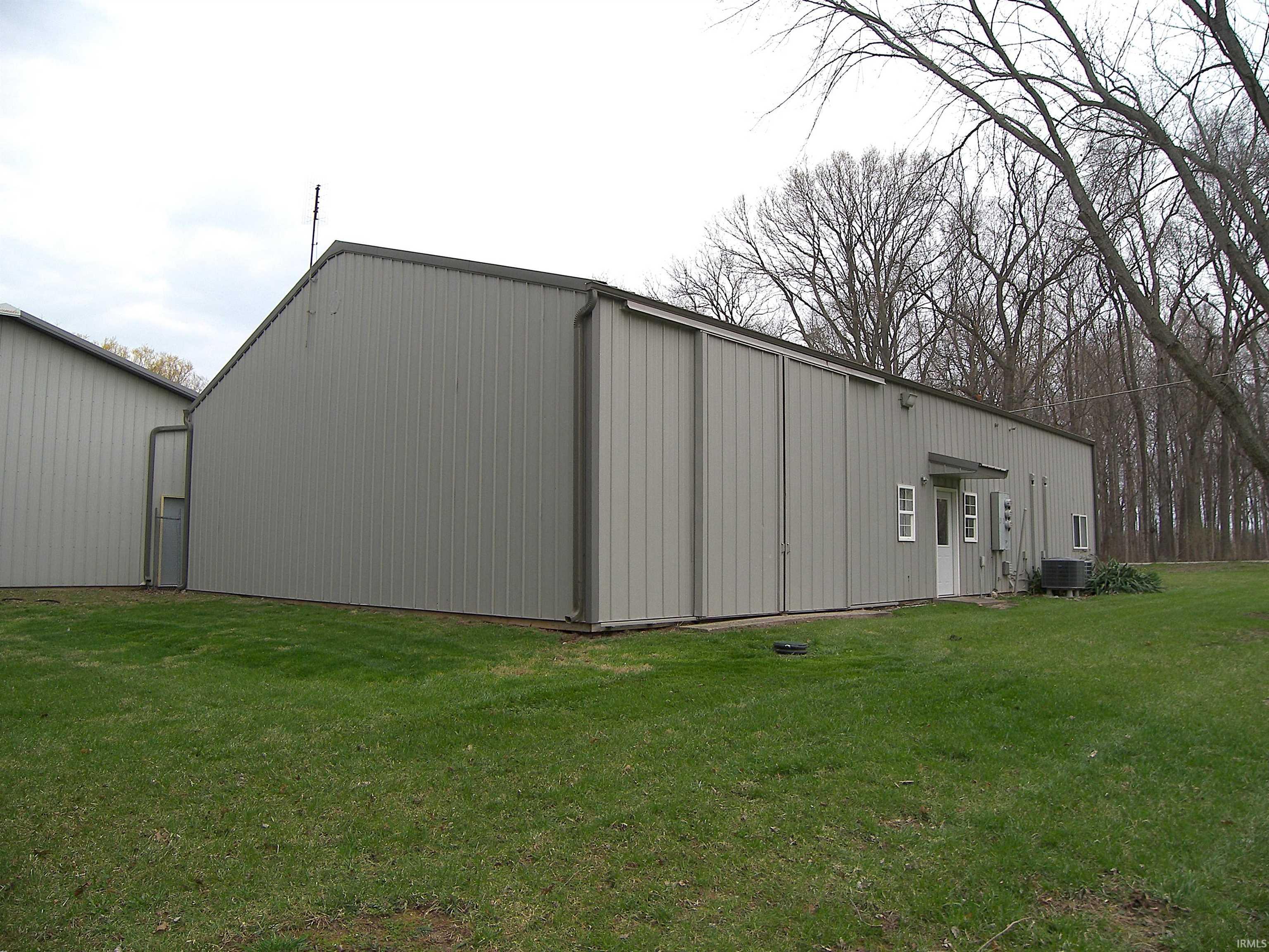 1057 E 350 N Warsaw IN 46582