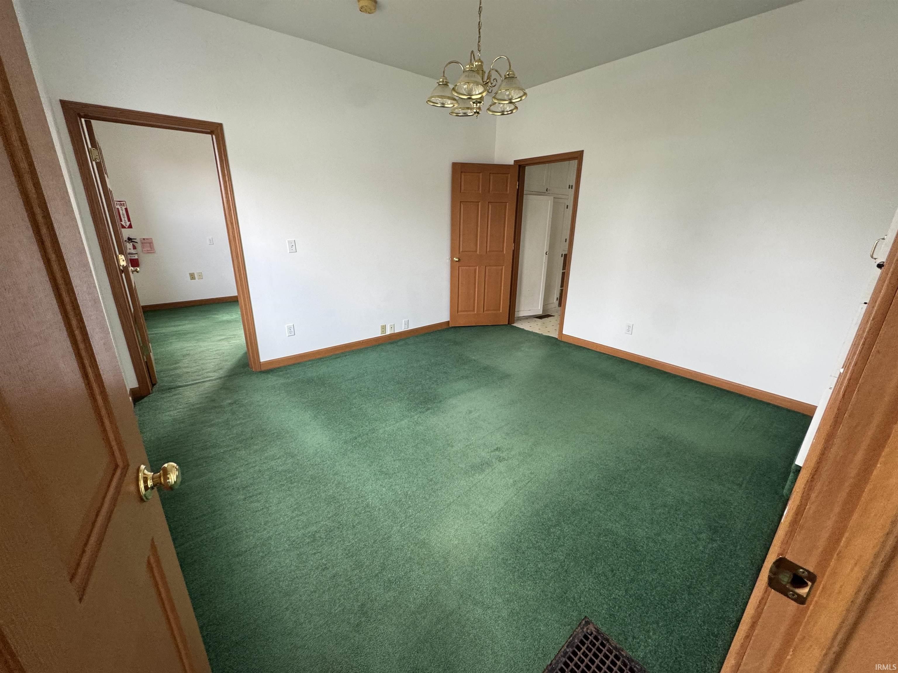 302 E Winona Avenue Warsaw IN 46580