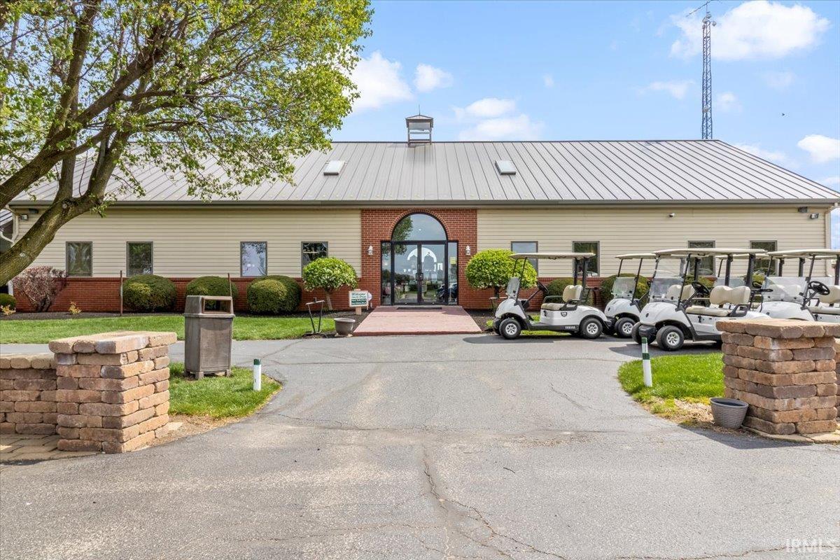 985 S Simpson Drive Winchester IN 47394