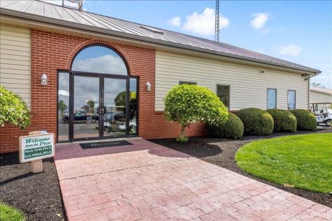 985 S Simpson Drive Winchester IN 47394
