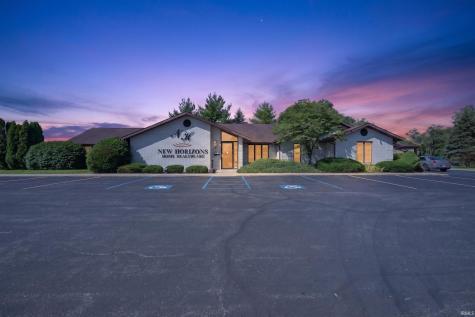 703 W Chapel Pike Marion IN 46952