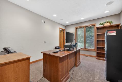 703 W Chapel Pike Marion IN 46952